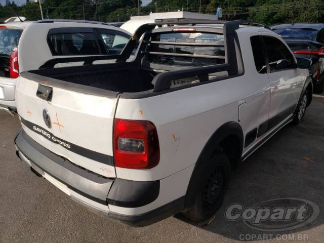 2015 VOLKSWAGEN SAVEIRO CE 