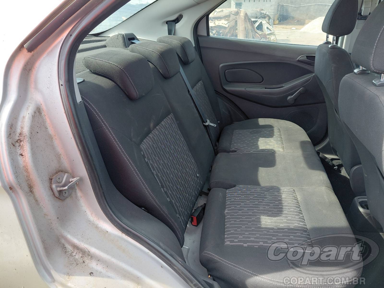 Foto 6 de 11: 2017 FORD KA SEDAN
