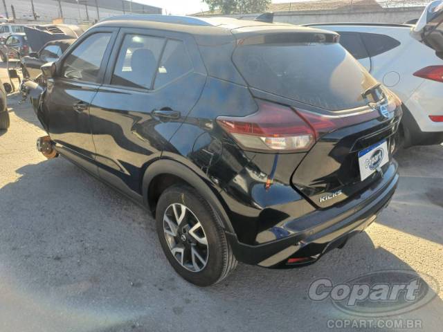 2022 NISSAN KICKS 