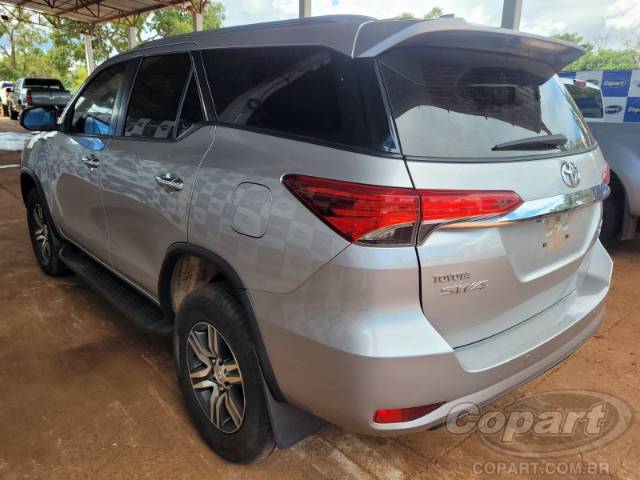 2018 TOYOTA HILUX SW4 