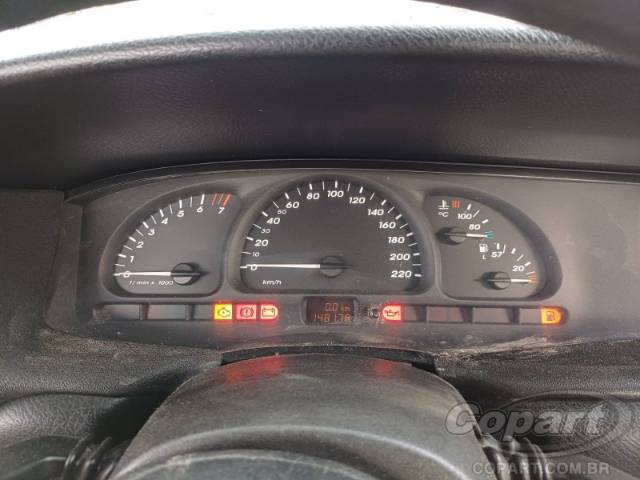 2001 CHEVROLET VECTRA 