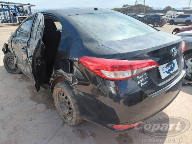 2023 TOYOTA YARIS SEDA 