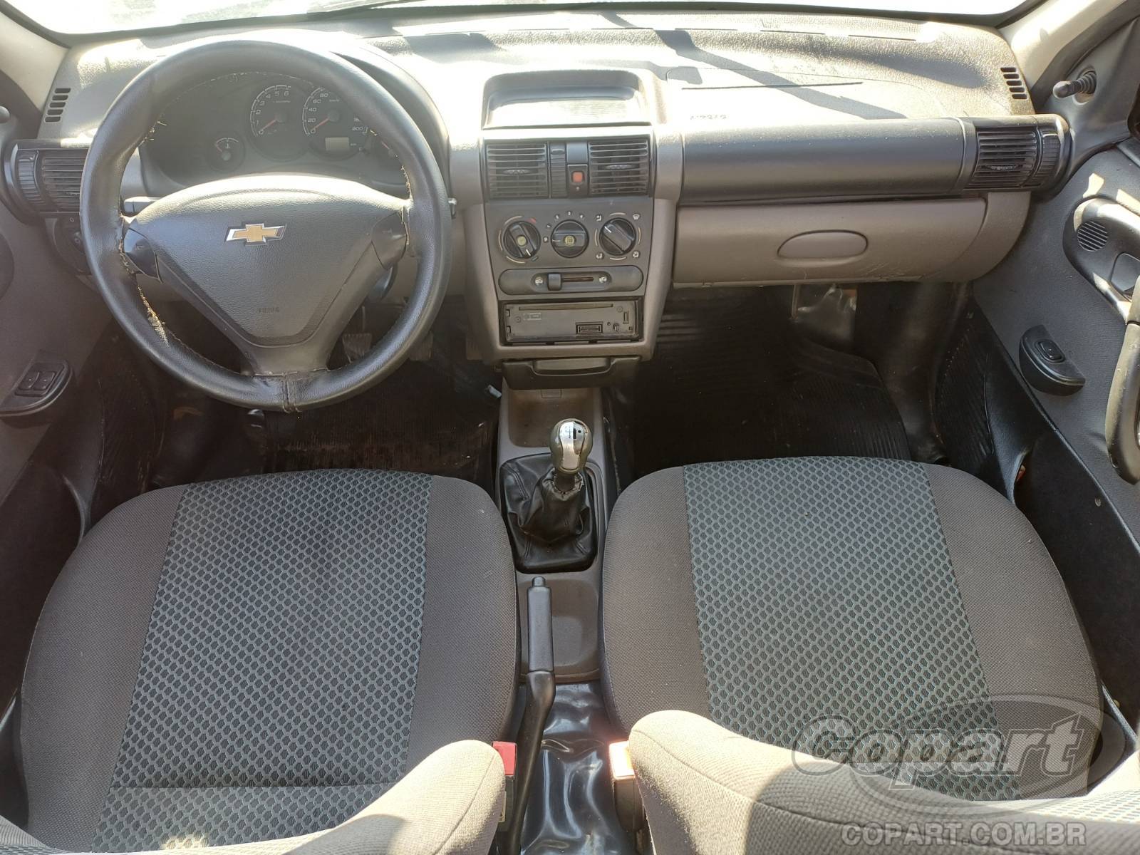 Foto 9 de 10: 2015 CHEVROLET CLASSIC