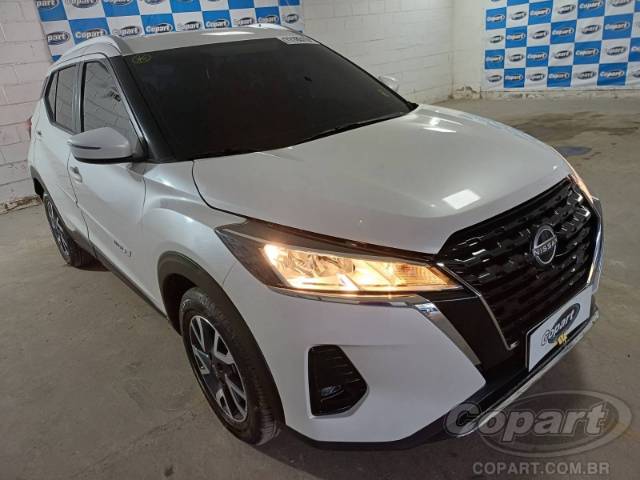 2024 NISSAN KICKS 
