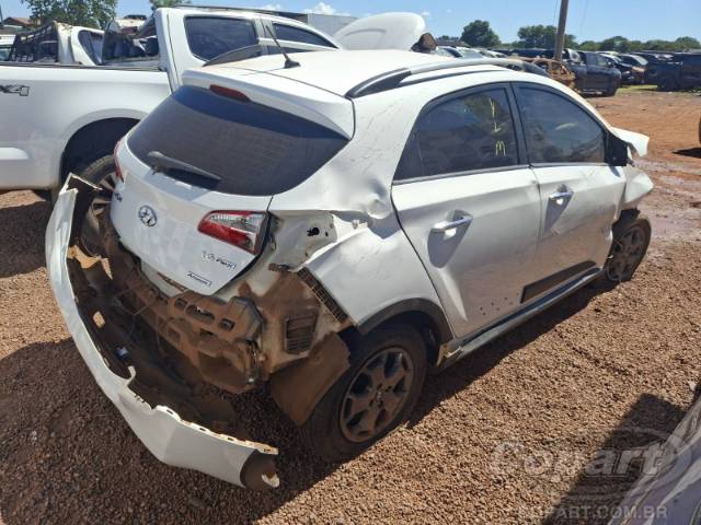 2015 HYUNDAI HB20 