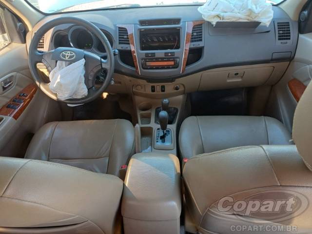 2011 TOYOTA HILUX SW4 