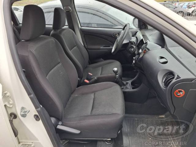 2017 TOYOTA ETIOS SEDA 