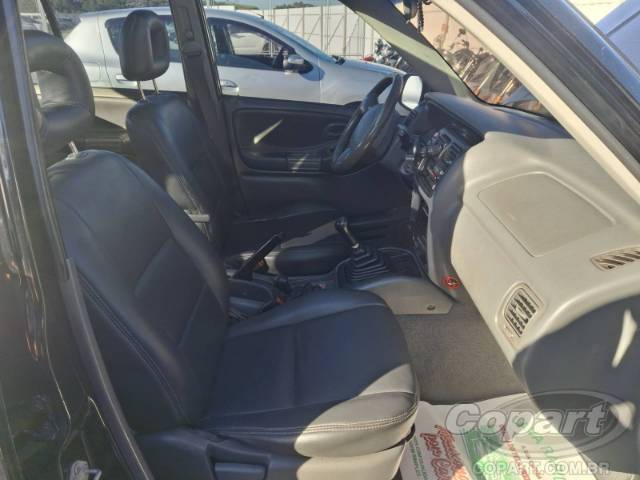 2008 CHEVROLET TRACKER 