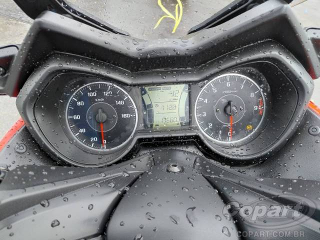 2023 YAMAHA XMAX 