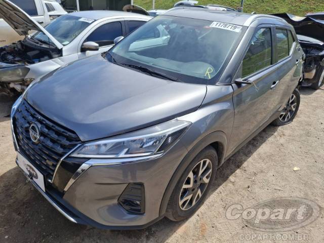 2024 NISSAN KICKS 