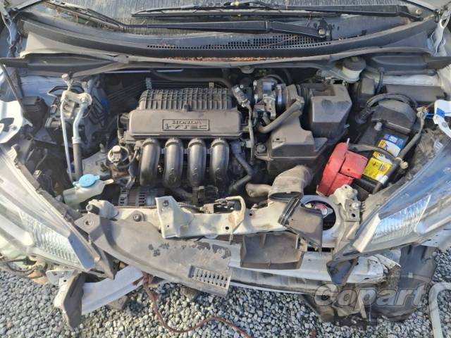 2015 HONDA FIT 