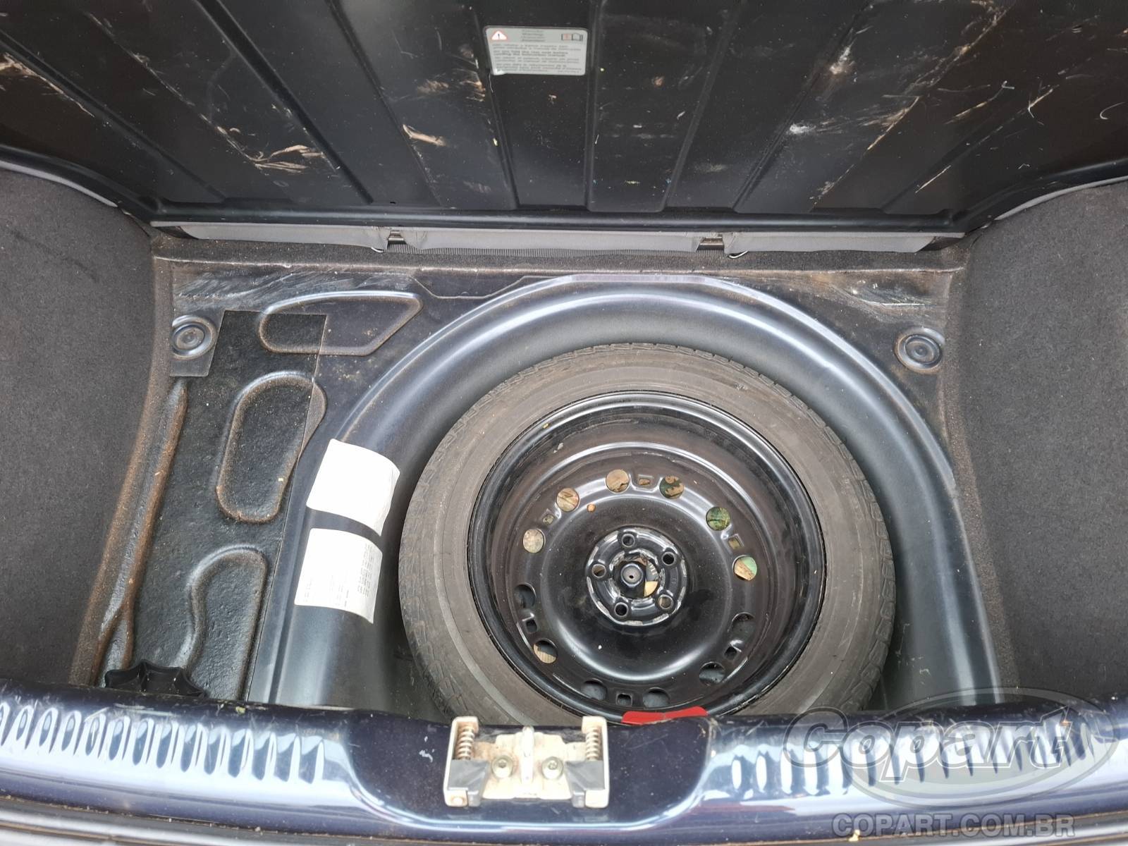 Foto 10 de 13: 2012 VOLKSWAGEN FOX