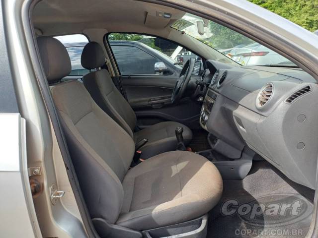 2013 VOLKSWAGEN VOYAGE 