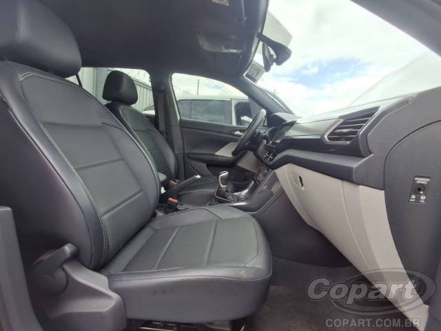 2024 VOLKSWAGEN T-CROSS 