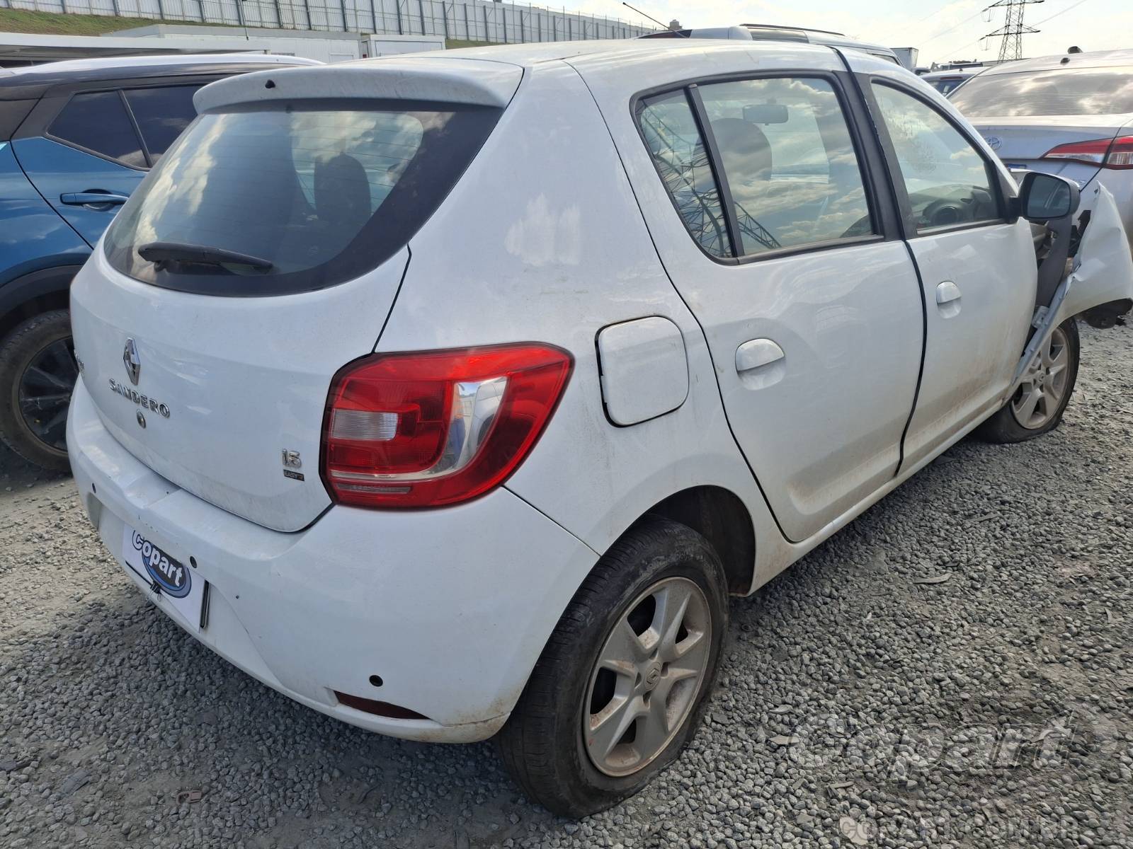 Foto 4: 2016 RENAULT SANDERO