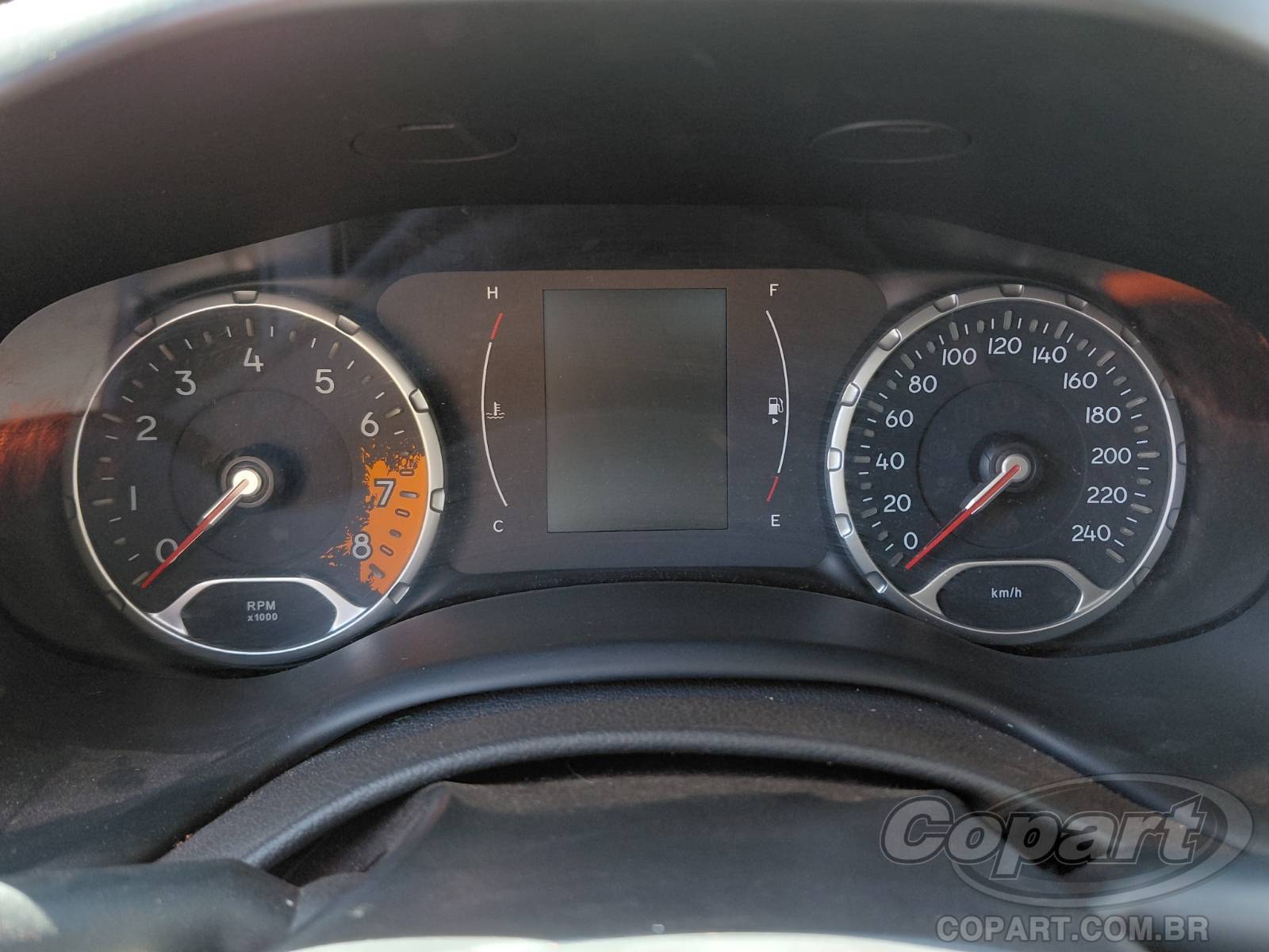 Foto 8 de 10: 2020 JEEP RENEGADE