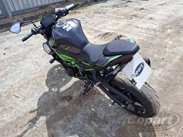 2026 KAWASAKI Z900 