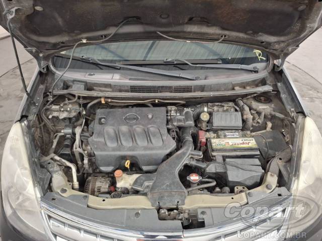 2013 NISSAN GRAND LIVINA 