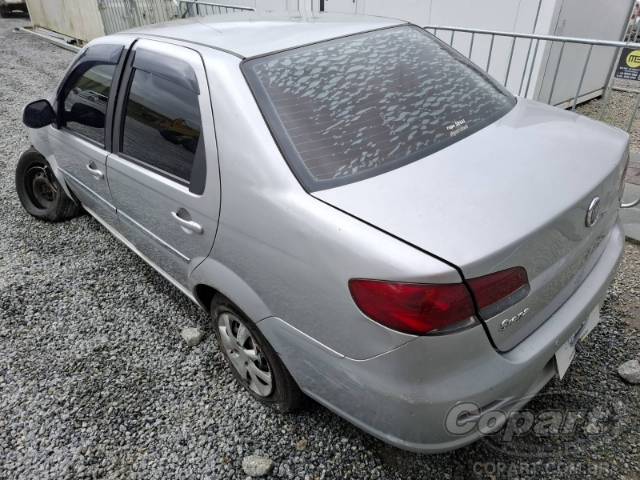 2013 FIAT SIENA 