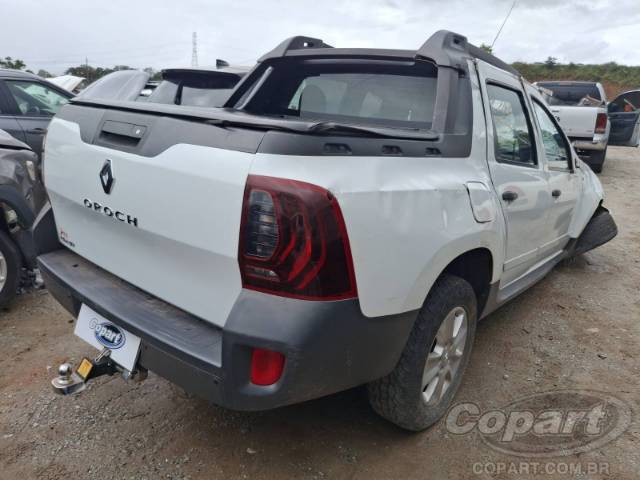 2017 RENAULT DUSTER OROCH 