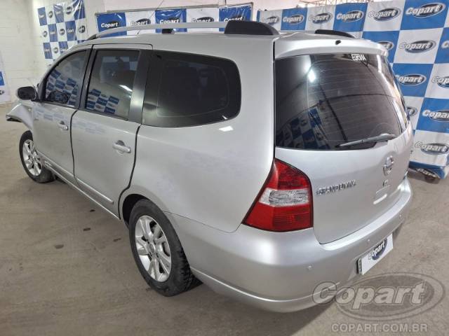 2014 NISSAN GRAND LIVINA 