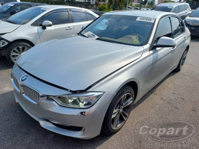 2013 BMW SERIE 3 