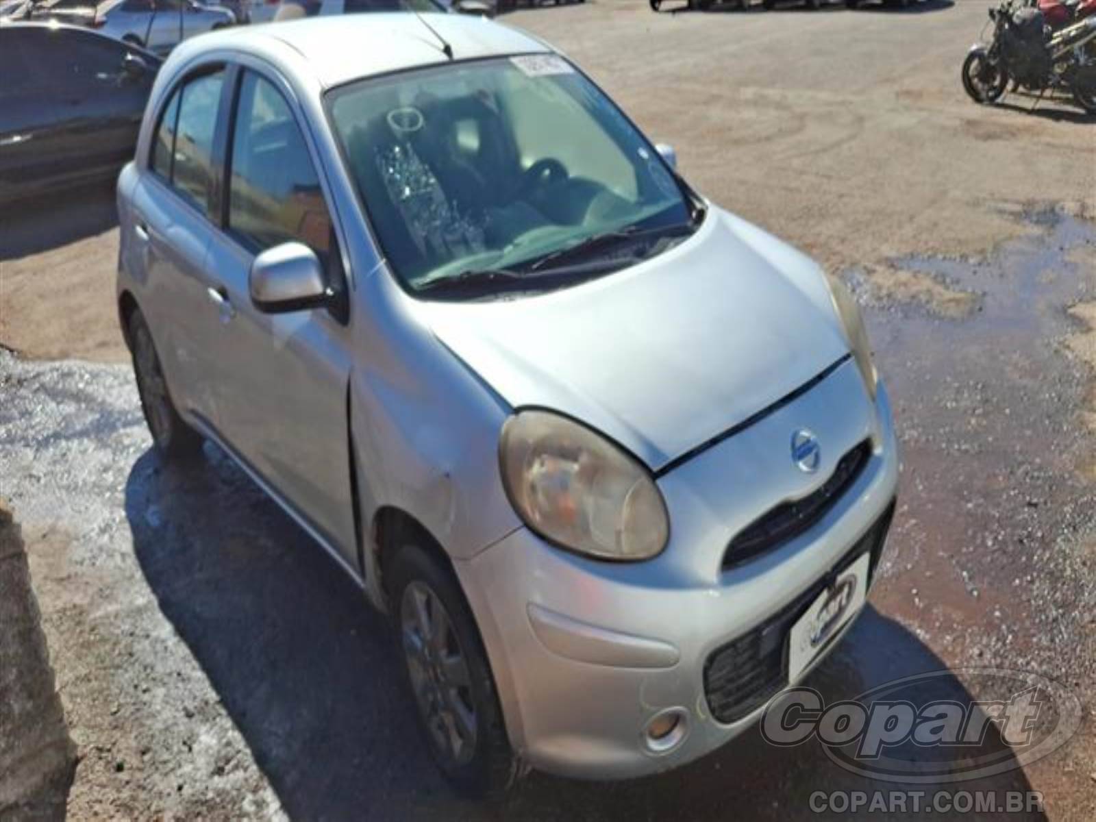 2014 NISSAN MARCH