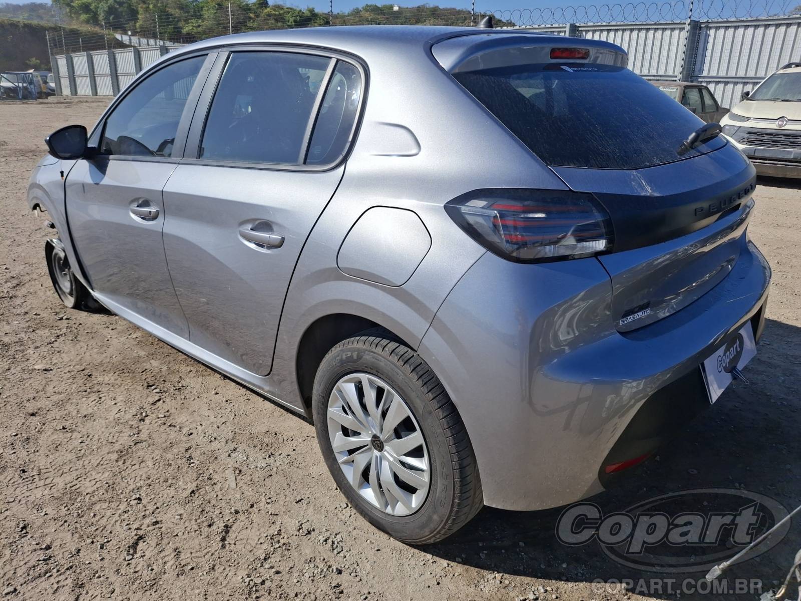 2025 PEUGEOT 208 — foto 3 de 10