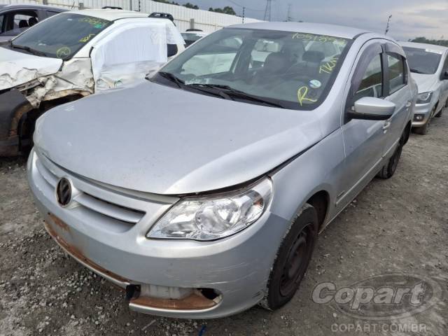 2010 VOLKSWAGEN VOYAGE 