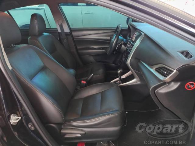 2019 TOYOTA YARIS SEDA 