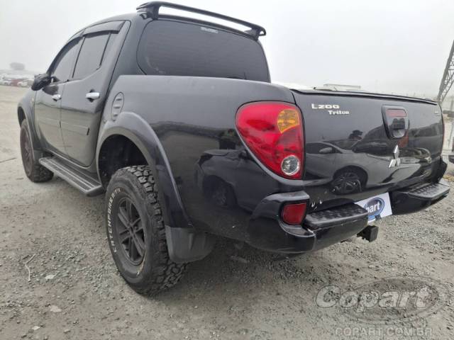2010 MITSUBISHI L200 TRITON 