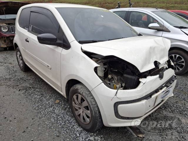 2015 VOLKSWAGEN UP 