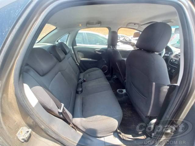 2015 FIAT GRAND SIENA 