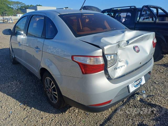 2013 FIAT GRAND SIENA 