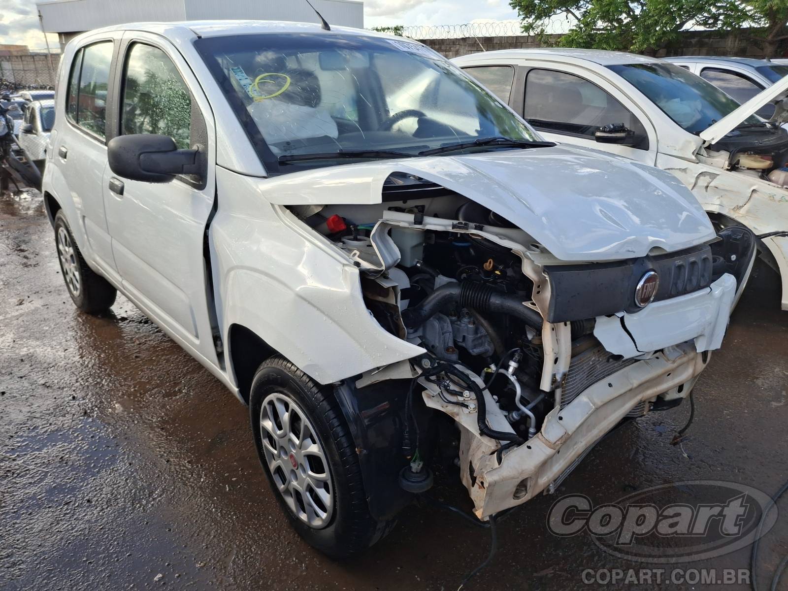 FIAT UNO 1.0 EVO 2015 – Disponível no leilão