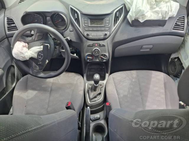 2017 HYUNDAI HB20S 