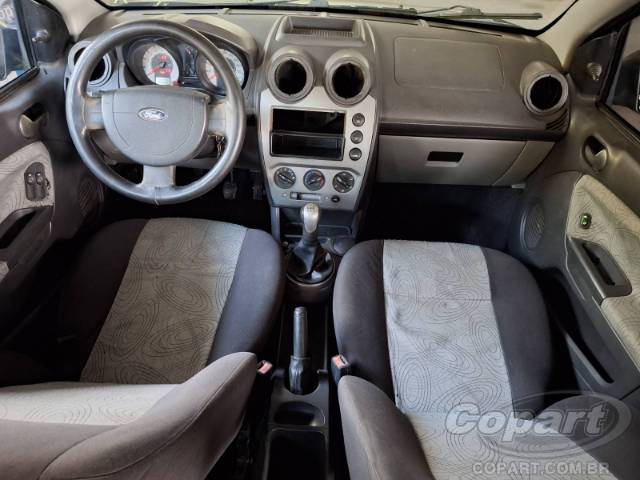 2010 FORD FIESTA SEDAN 