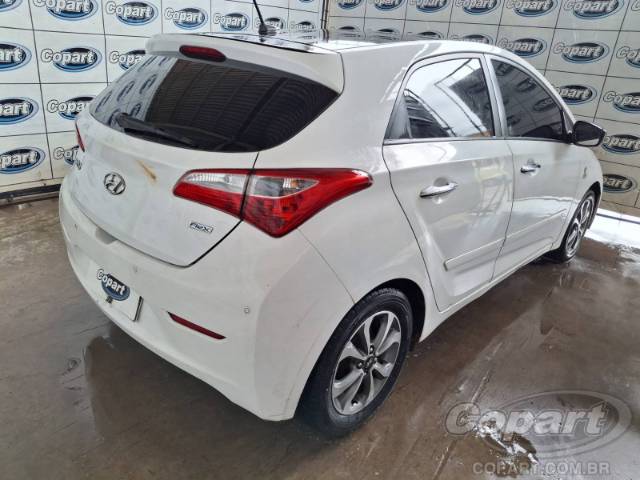 2015 HYUNDAI HB20 