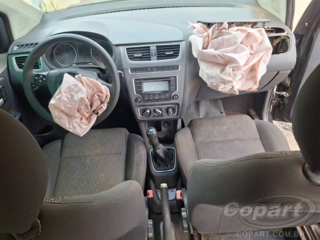 2014 VOLKSWAGEN FOX 