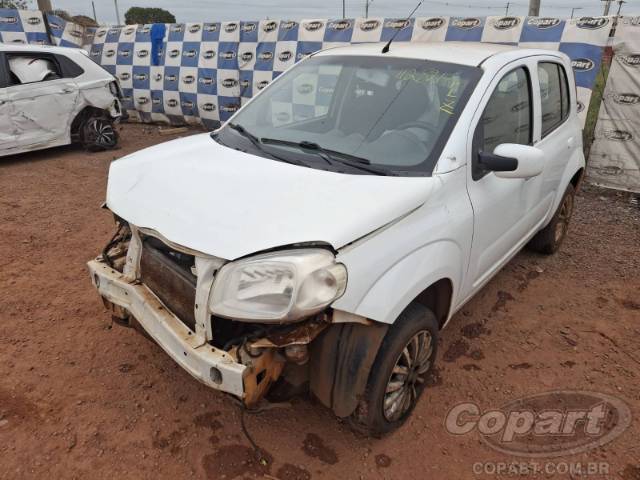 2014 FIAT UNO 