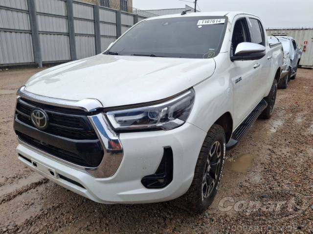 2023 TOYOTA HILUX CD 