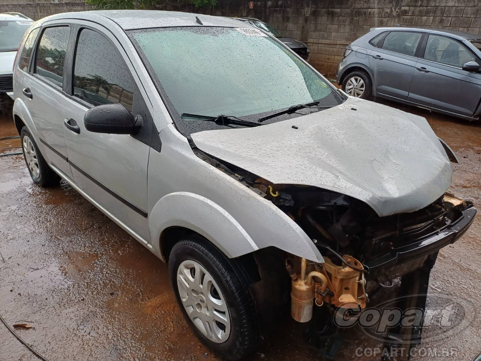 Veículo Ford Fiesta Ford Fiesta Flex 1.0 2008 Médio Dano Frontal 2008 em leilão
