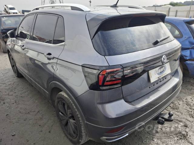 2021 VOLKSWAGEN T-CROSS 