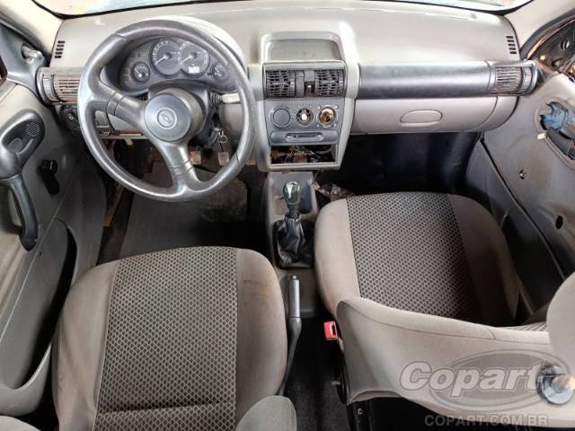 2010 CHEVROLET CLASSIC 