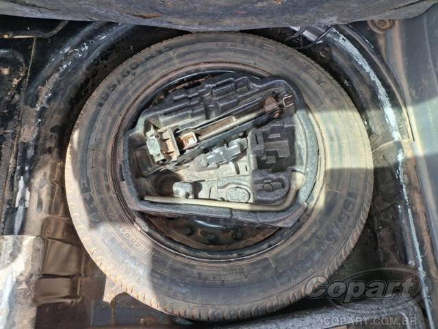 2009 VOLKSWAGEN SPACEFOX 