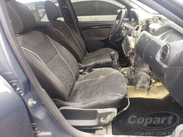 2019 RENAULT DUSTER OROCH 