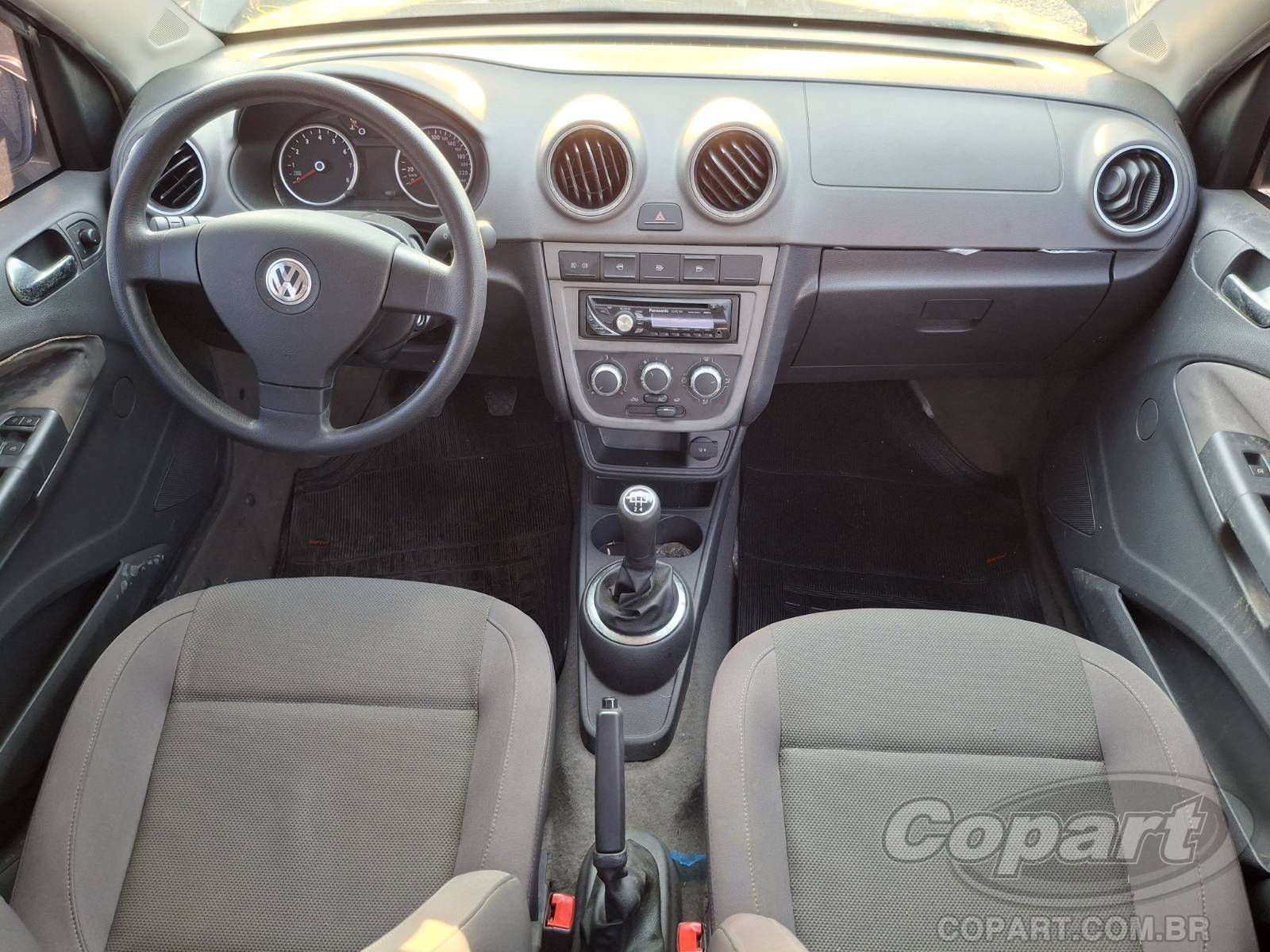 2009 VOLKSWAGEN VOYAGE — foto 9 de 15