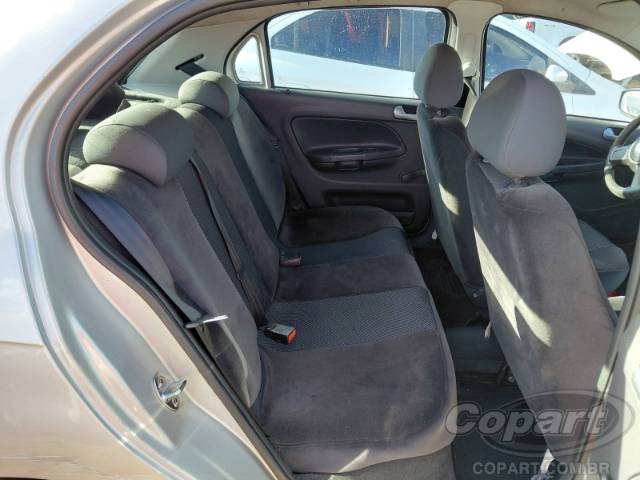 2011 VOLKSWAGEN GOL 