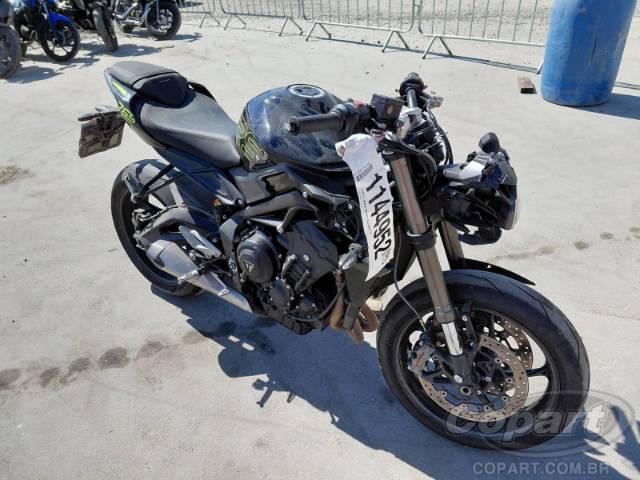 2025 TRIUMPH STREET TRIPLE 