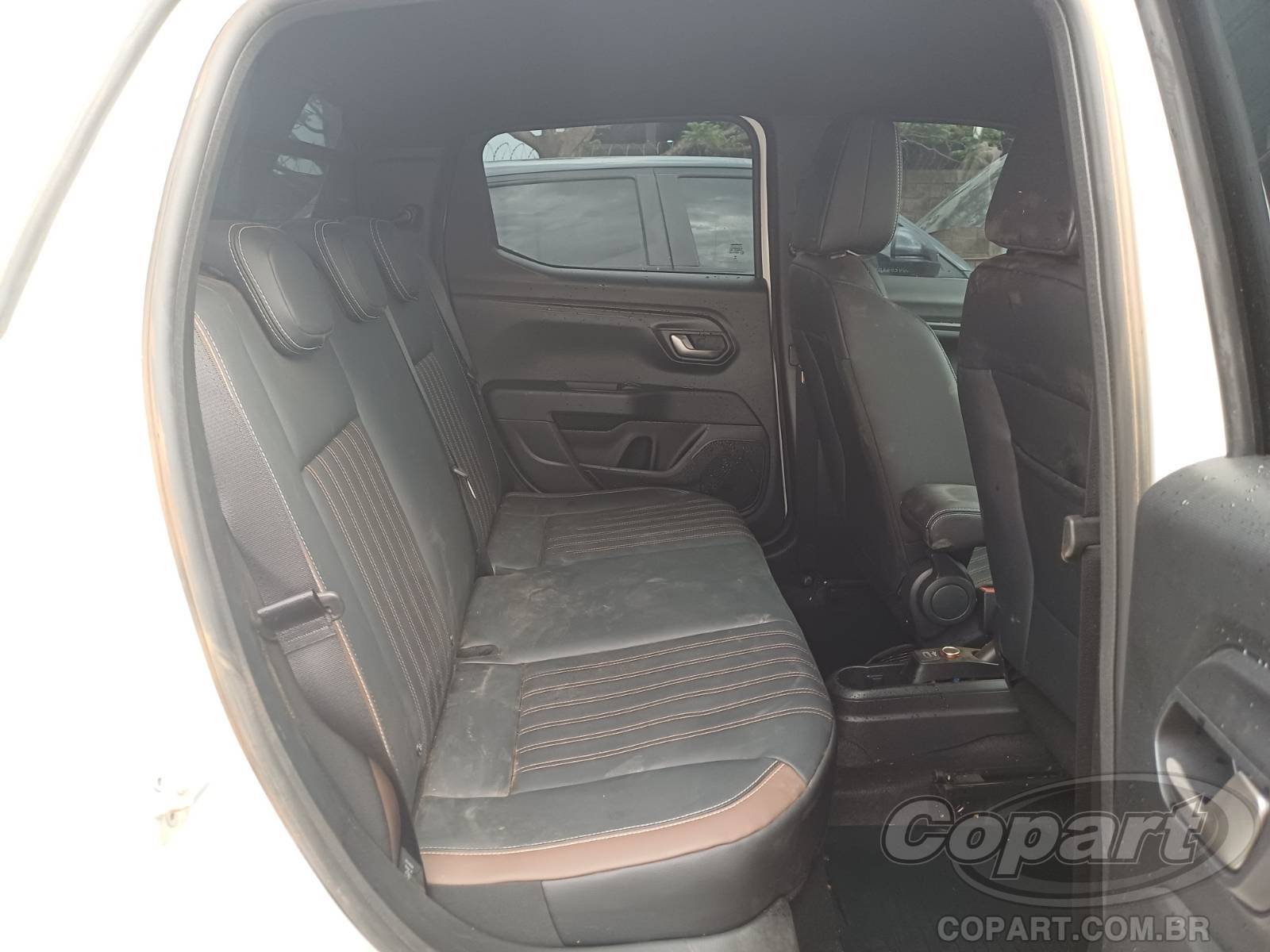 Foto 6 de 10: 2027 FIAT STRADA CD
